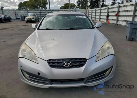 2011 Hyundai Genesis Coupe 3.8L z USA, uszkodzony, nr VIN KMHHU6KH1BU065413
